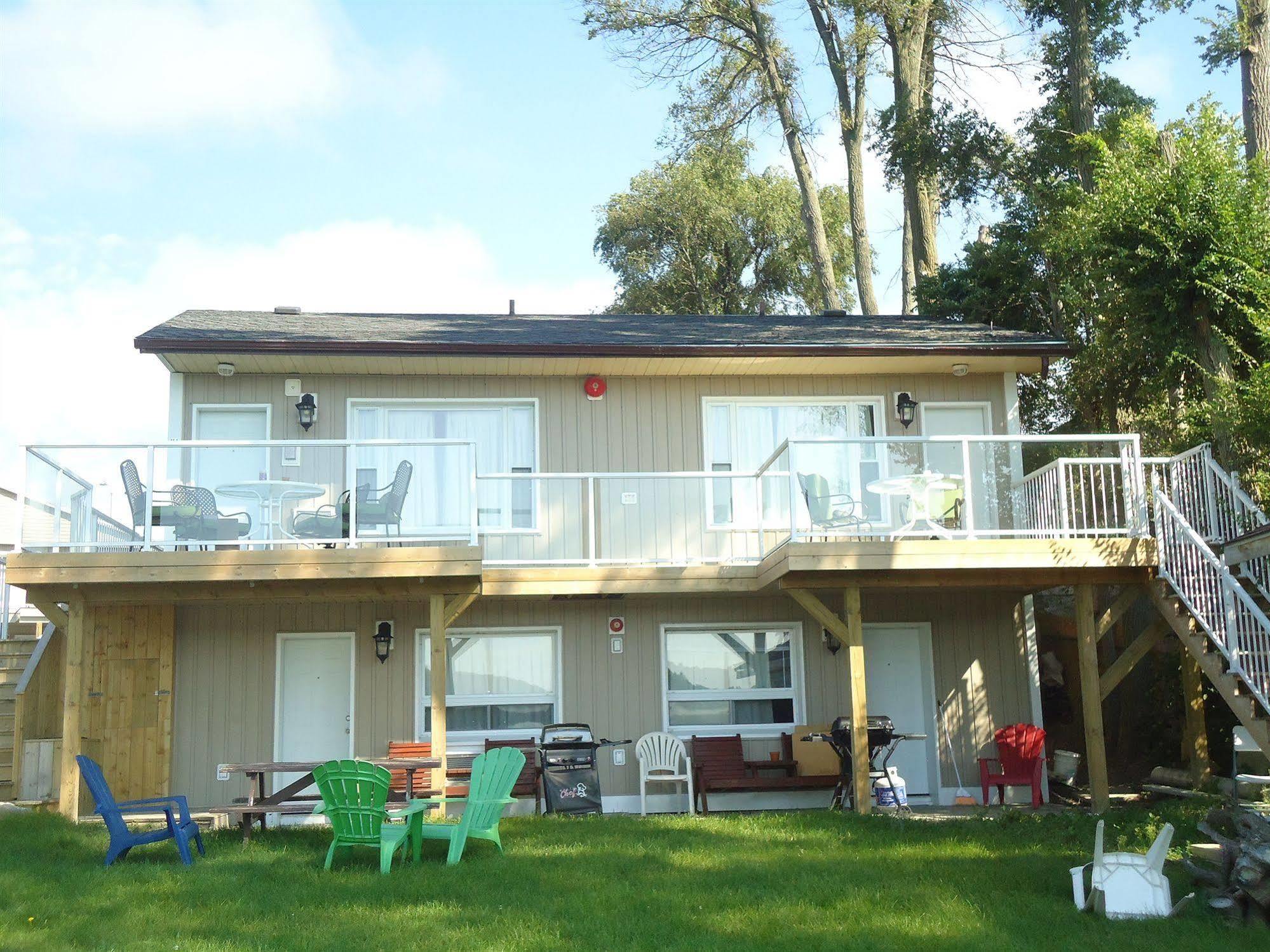 Bayside Inn & Waterfront Suites Kingston Exterior photo